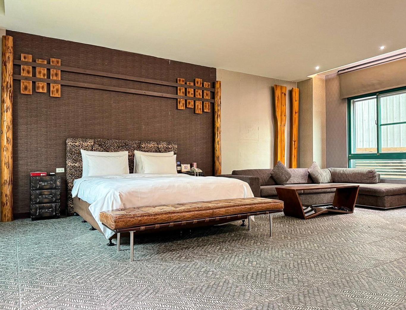 All-Ur Boutique Motel -Chia Yi Branch Kota Chiayi Bagian luar foto